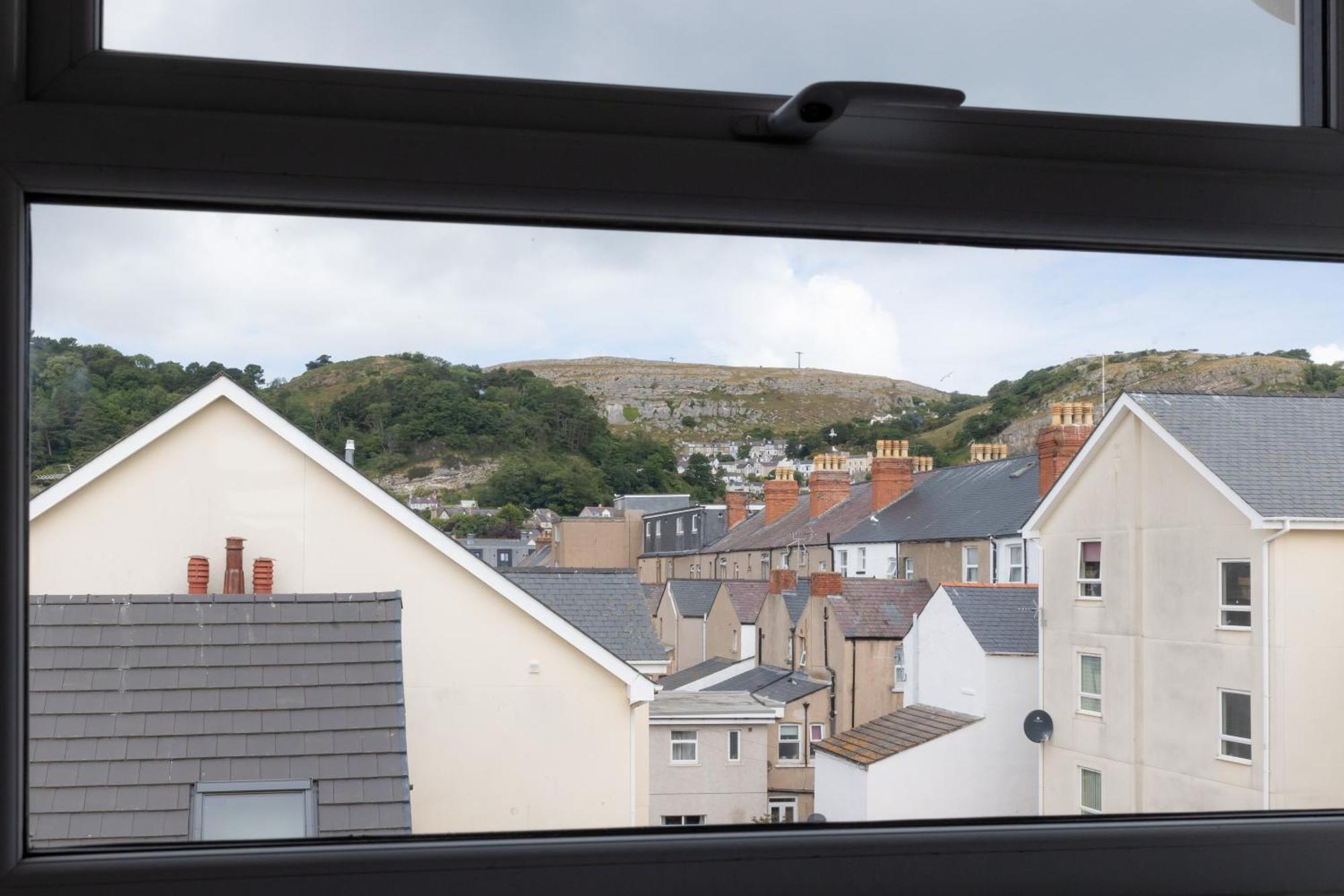 The Cadnant Holiday House Llandudno Exteriör bild